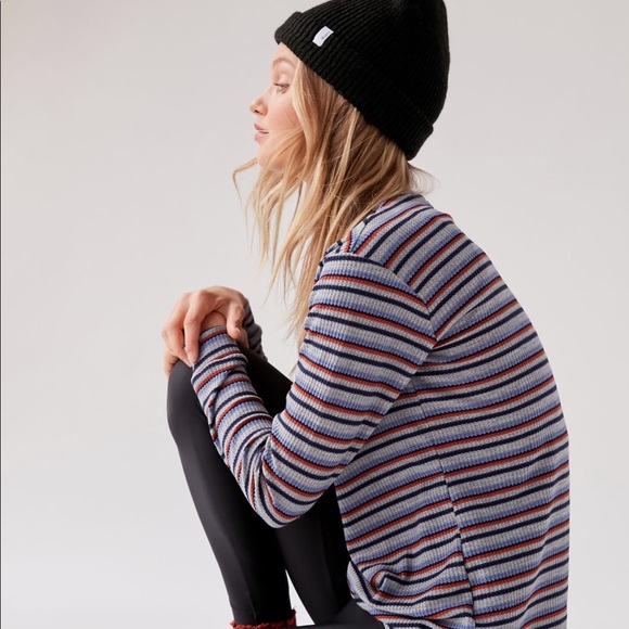 Urban Outfitters Long Sleeved Thermal - Picture 2 of 2